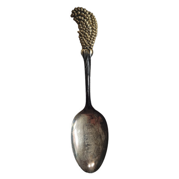 Antique Goldenrod Baker Manchester Sterling Silver Engraved  5‎ O'Clock Spoon - Picture 1 of 11